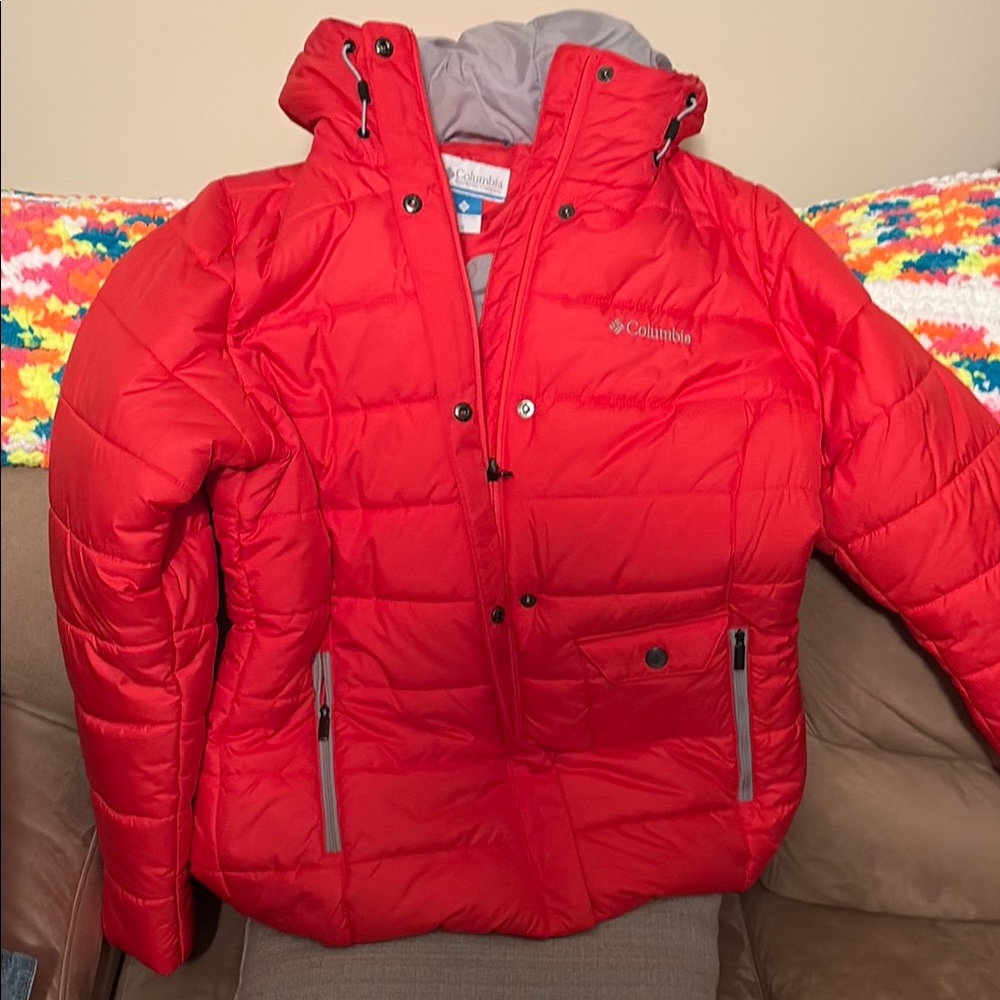 Columbia Coral Puffer Jacket.